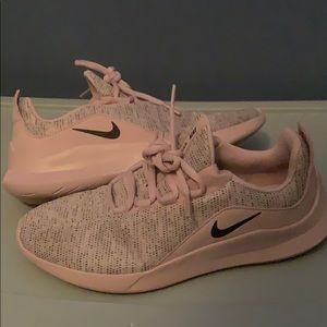Women’s Nike Shoes